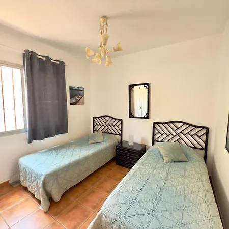 Azul Villa Callao Salvaje