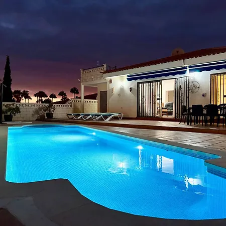 Villa Azul Callao Salvaje